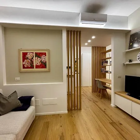 Apartment Domus Alessandrino *