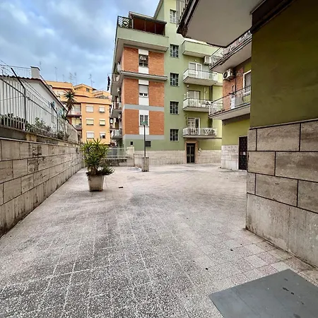 Domus Alessandrino Apartment Rome